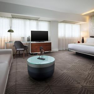 Studio con letto king size